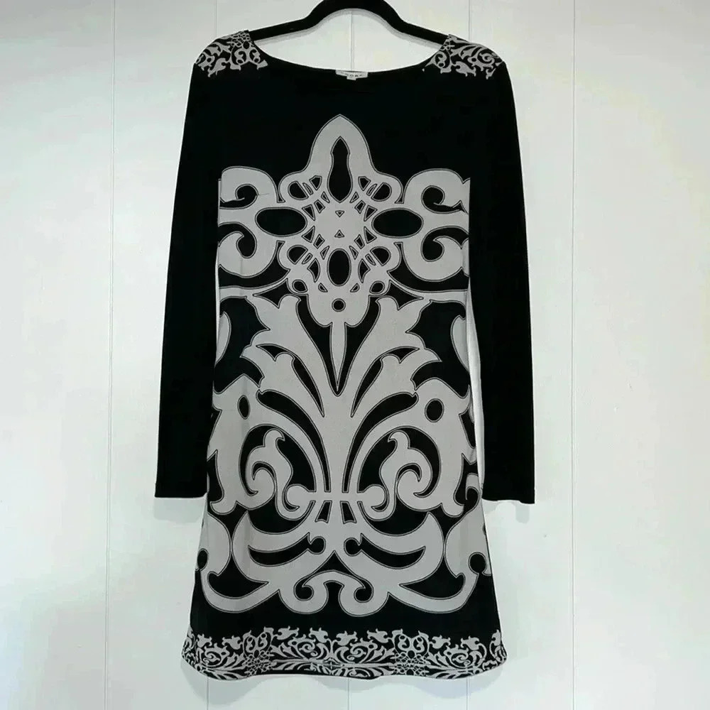 Adore Black And White Long Sleeve Dress C8